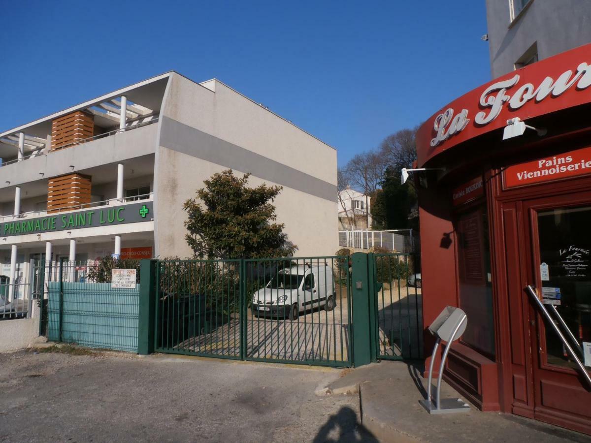 Cosy Nimes Apartment Exterior photo